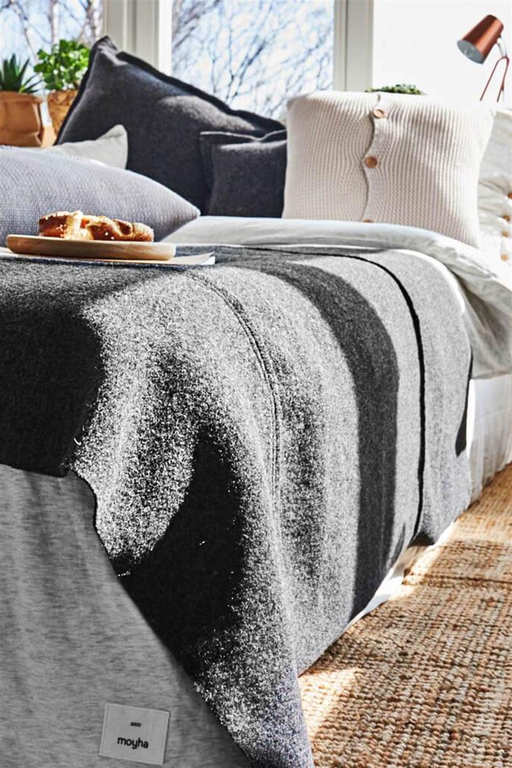 Moyha-Comfort Antrasit Yatak Örtüsü (180 x 240)-Yatak Örtüsü-1-fleurdirect.live